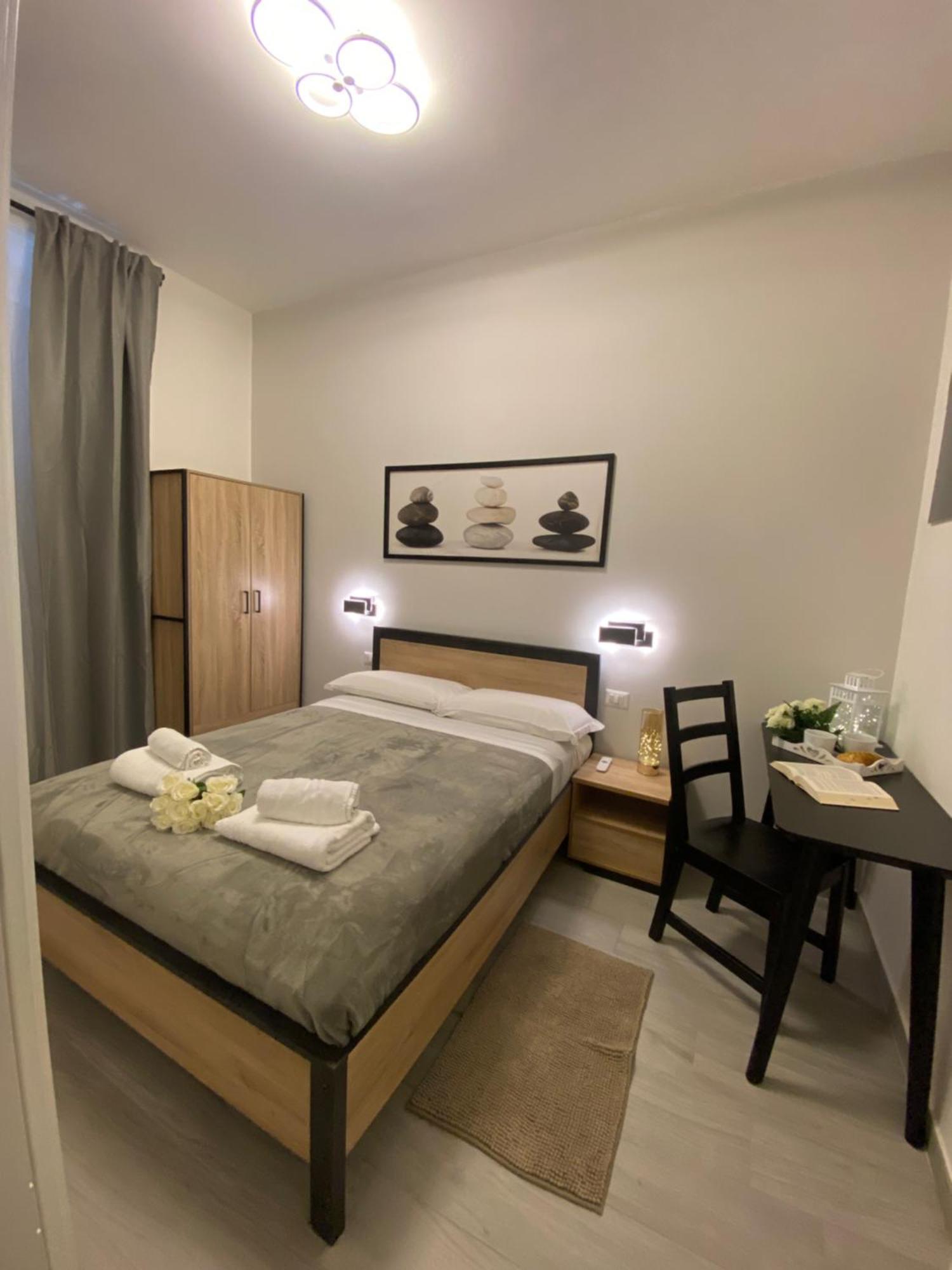 Roma Centro Softrooms Guest House Affittacamere Exterior foto