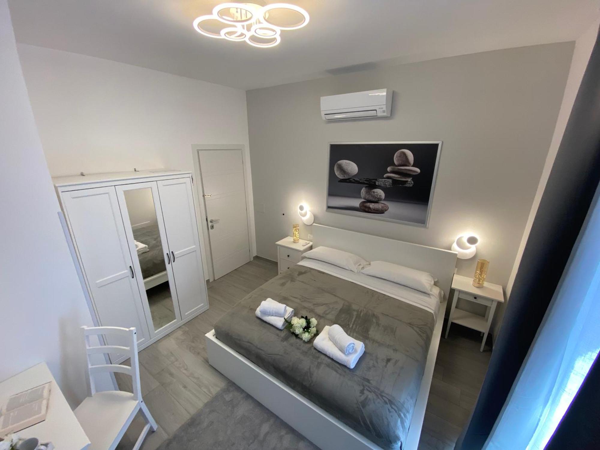 Roma Centro Softrooms Guest House Affittacamere Exterior foto