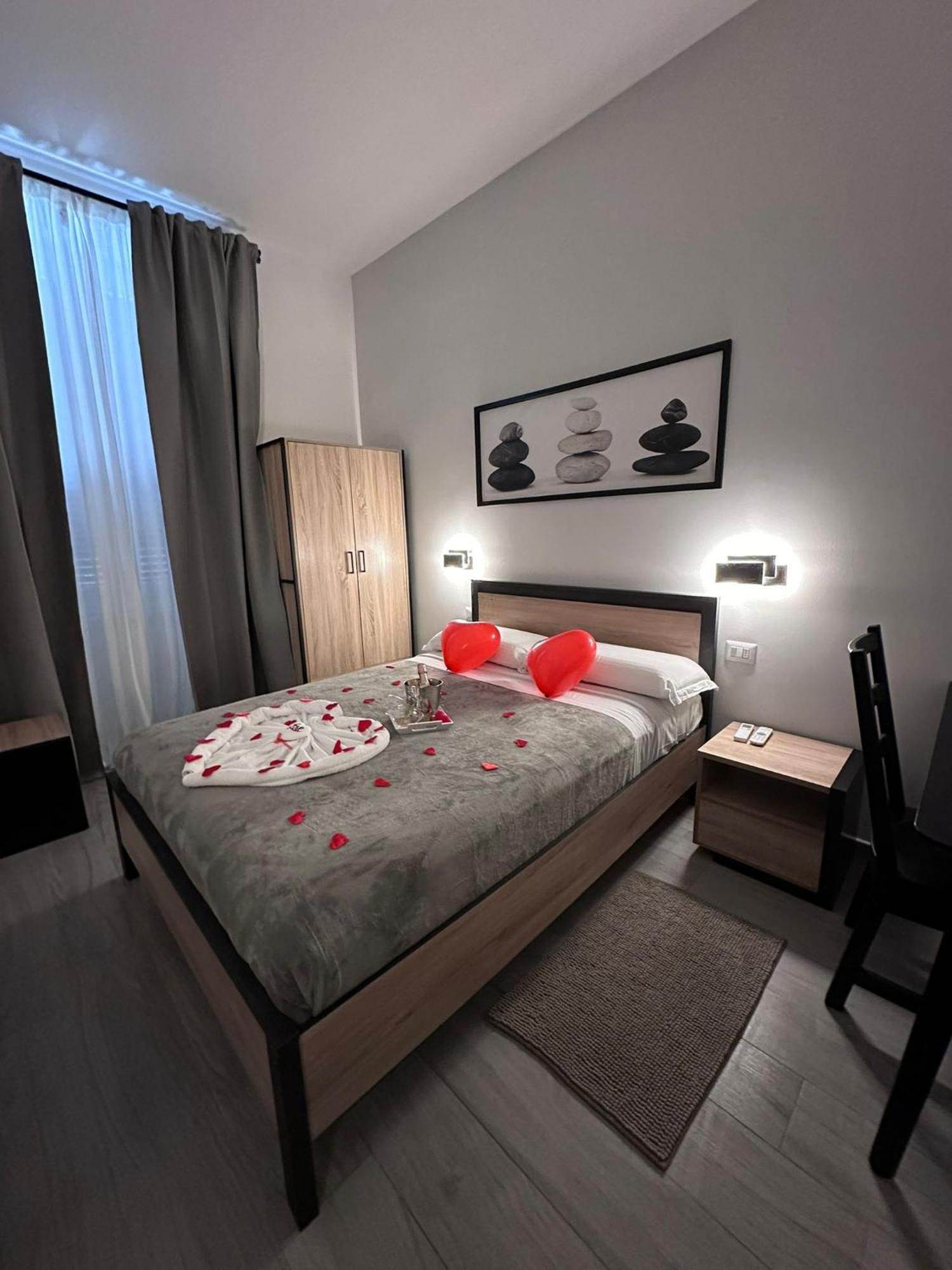 Roma Centro Softrooms Guest House Affittacamere Exterior foto
